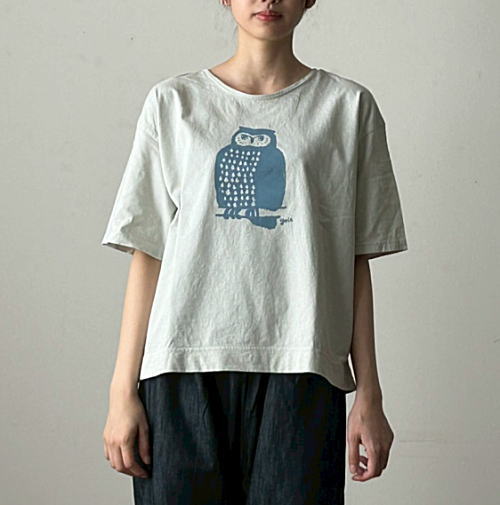 grin(グリン) エーゲ海ふくろうプリントT(8254C029) grin(グリン）エーゲ海 ふくろうプリントTシャツ | 山口県下関市